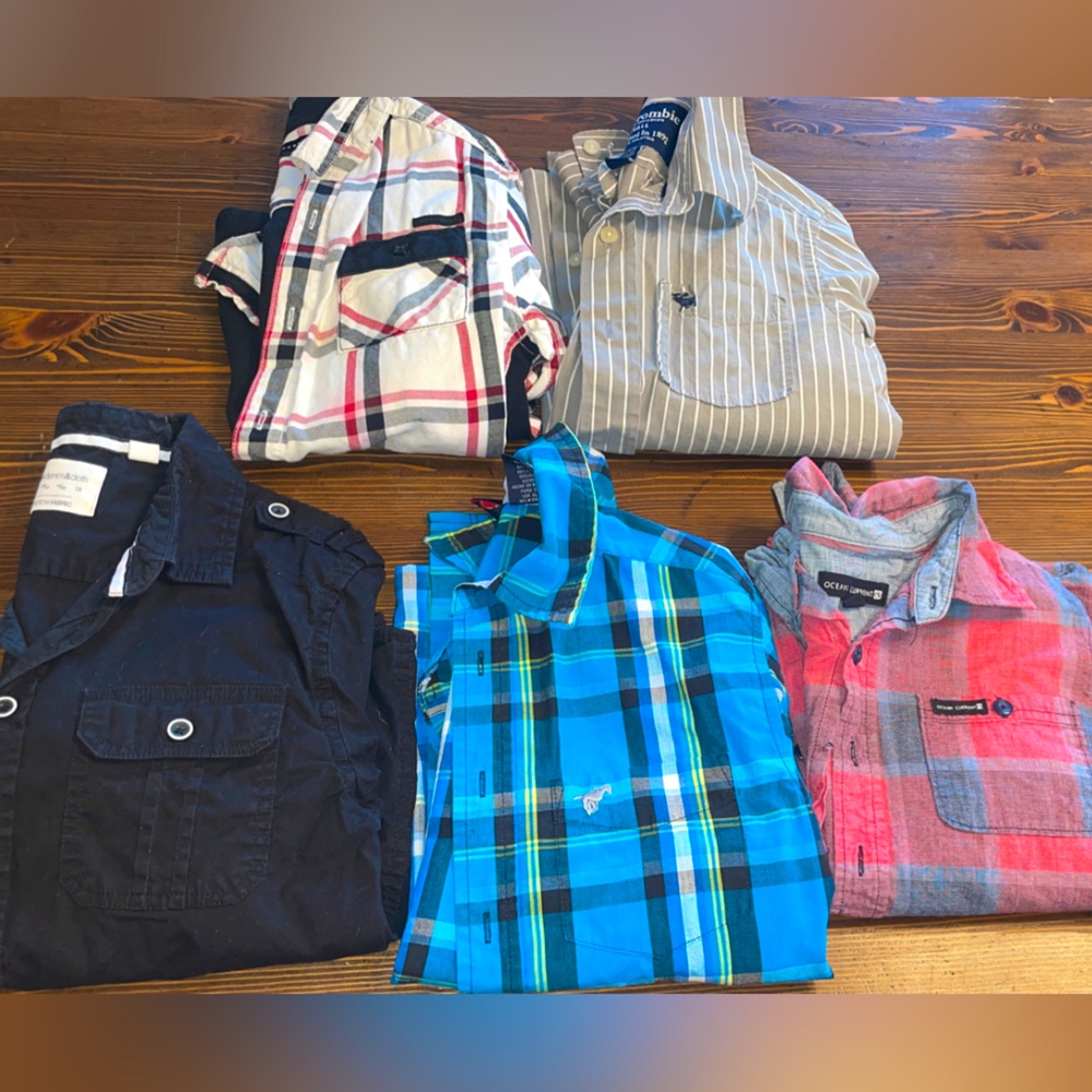 Boys sm/med button up shirt lot